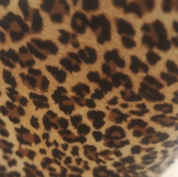 BNIB child's Wi-Fi Fuzzy leopard print boots! - Picture 9 of 11